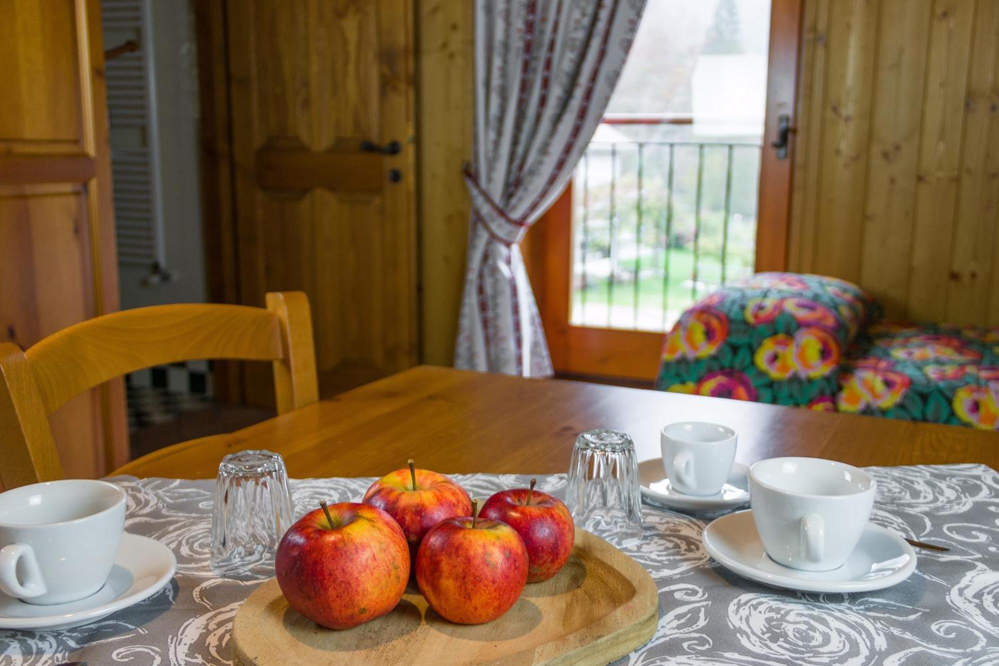 Agriturismo Pian Dei Tass Barcis Exteriér fotografie