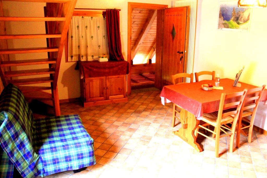 Agriturismo Pian Dei Tass Barcis Pokoj fotografie