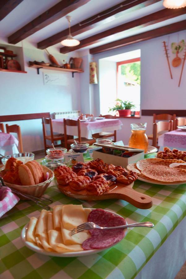 Agriturismo Pian Dei Tass Barcis Exteriér fotografie